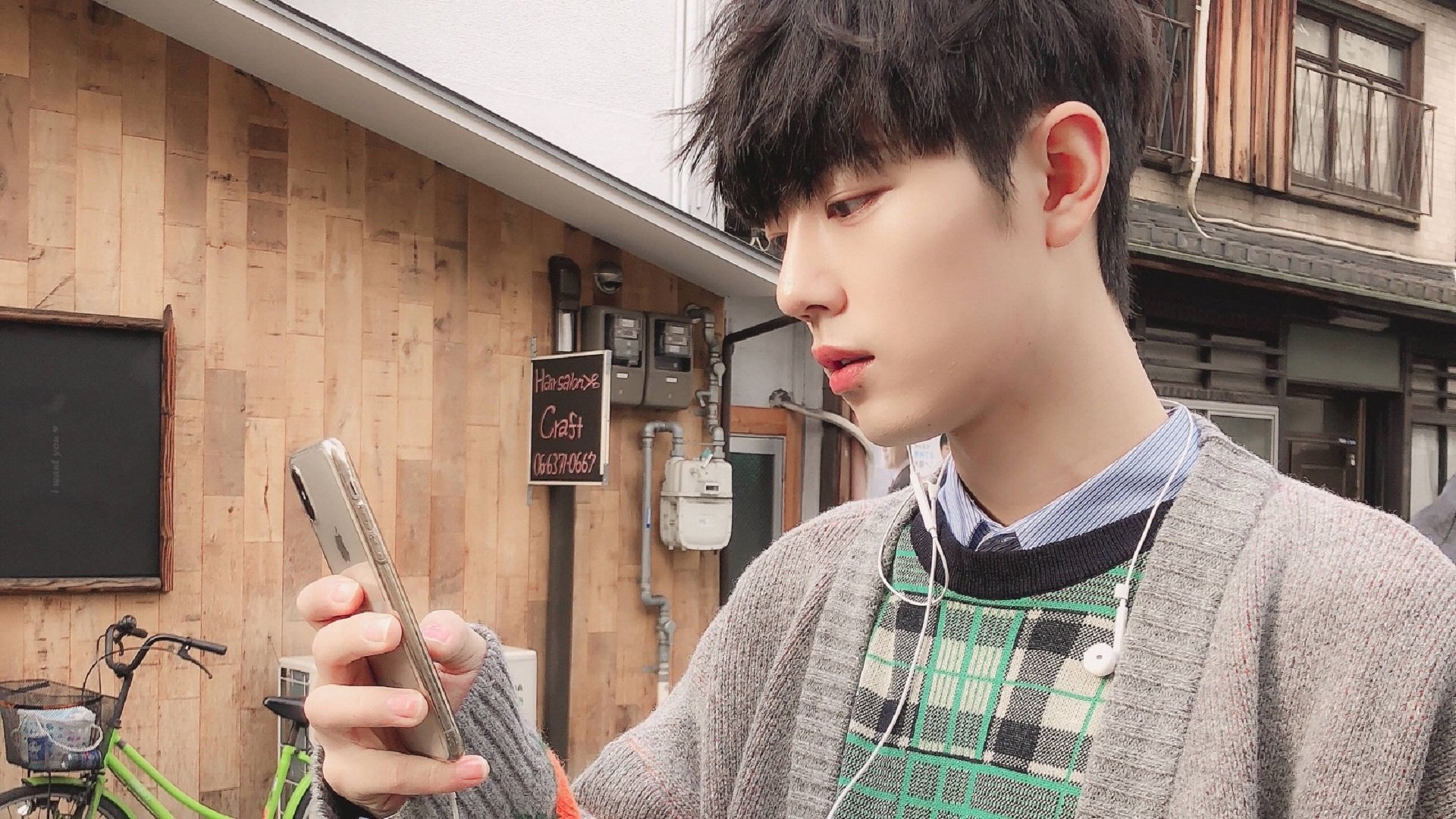 《太阳管理层评估球队阵容,考虑引援补强》,太阳队球员阵容