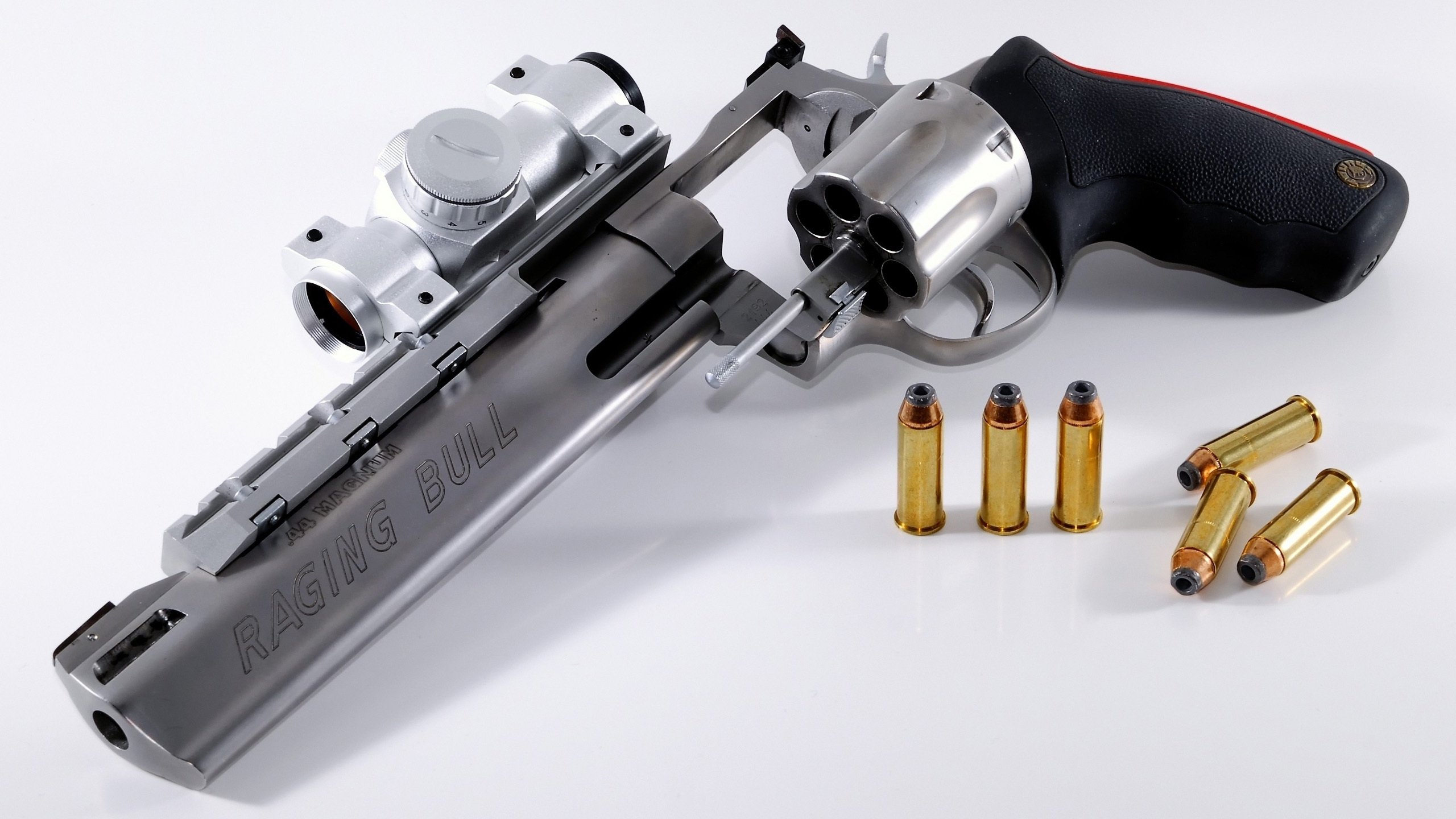 中超球队多点开花,战术布阵灵活多样,中超联赛队伍