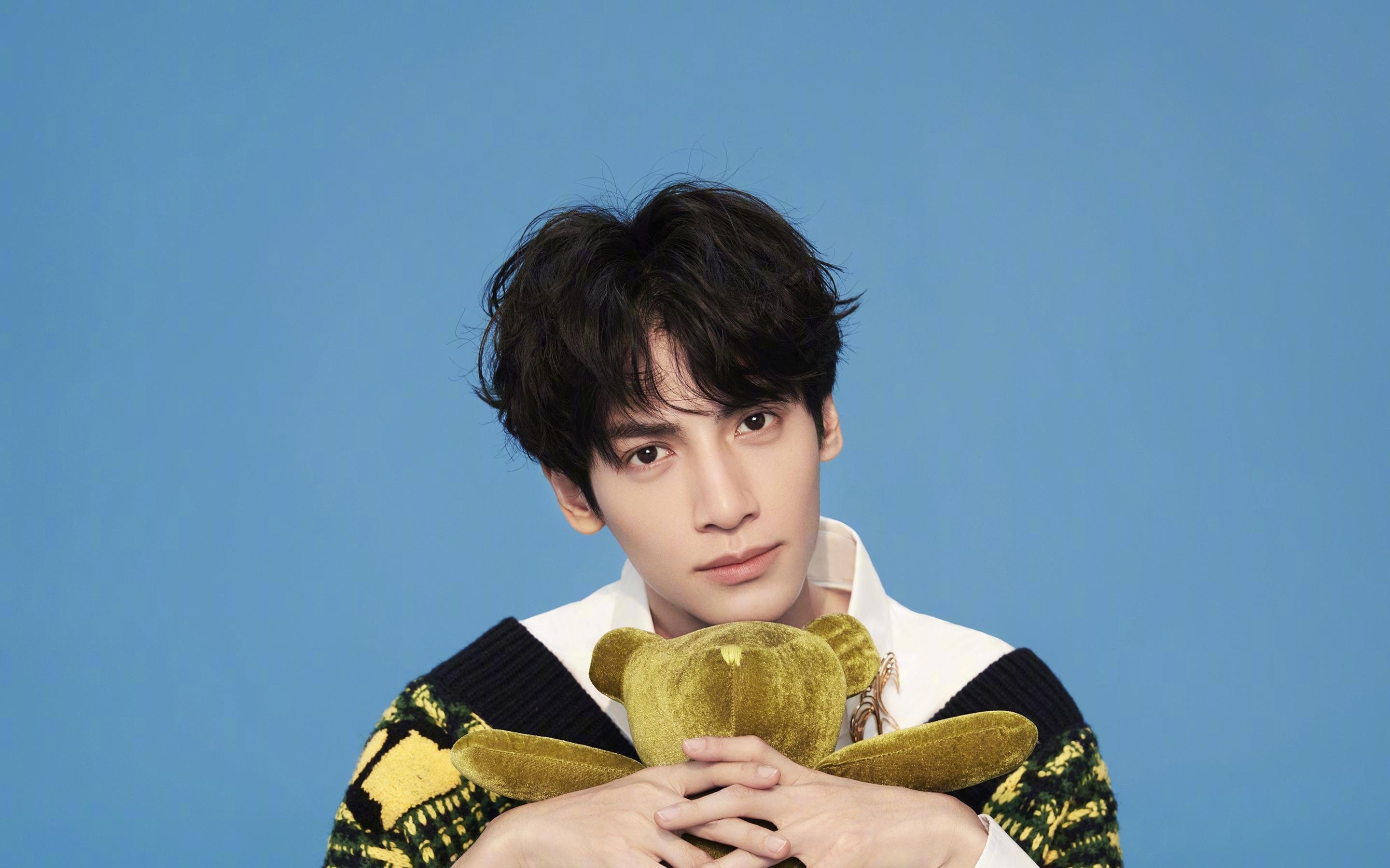 九游sports-湖人队年轻球员训练态度积极，湖人队球员名单年龄