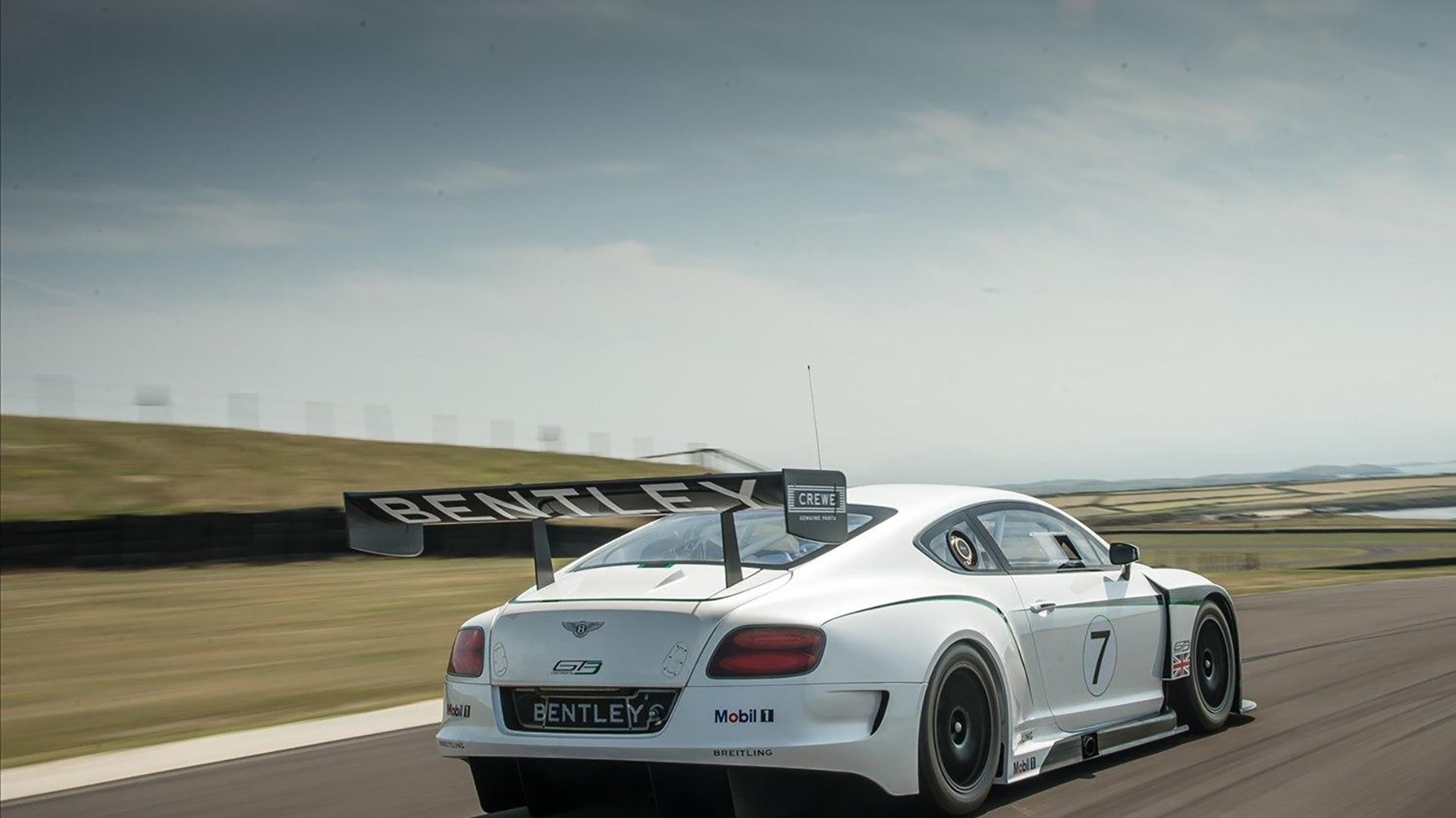 九游娱乐-莱比锡队主场迎来胜利，提升排名，莱比锡主场在哪里